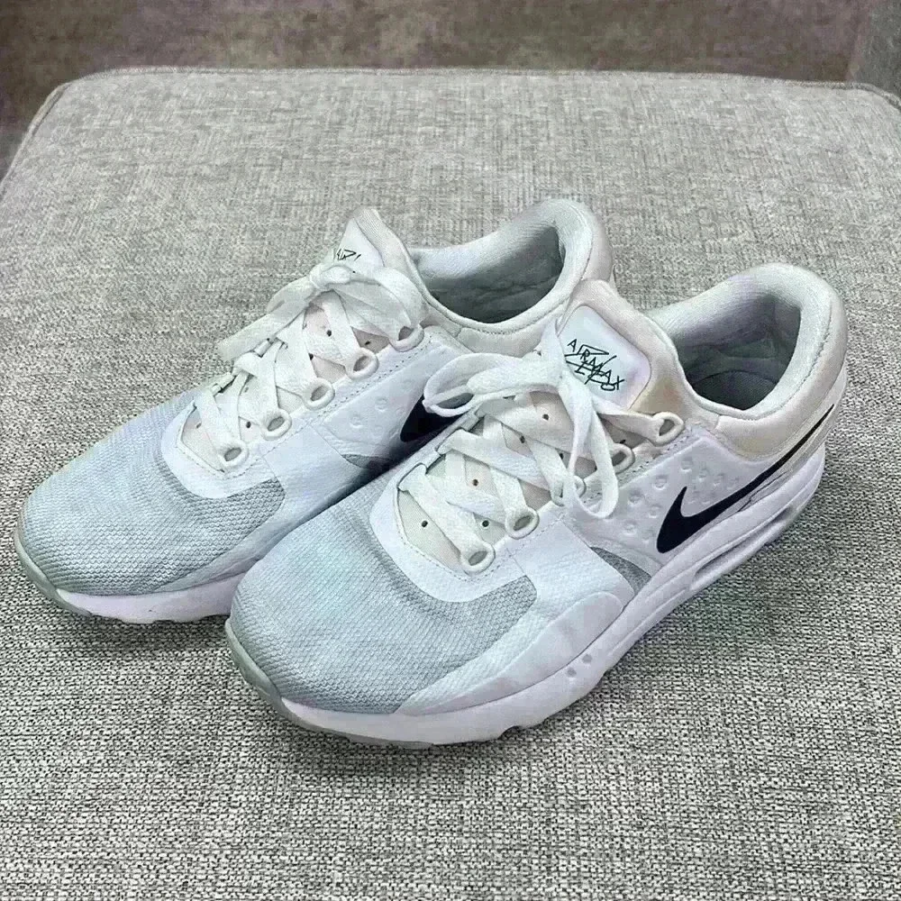 Nike Mens Air Max Zero White